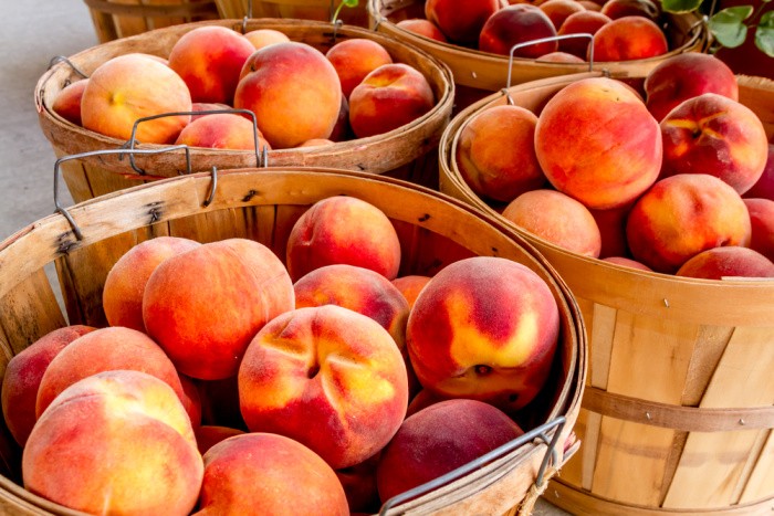 
                    5 Surprising Health Benefits and Uses of Peaches